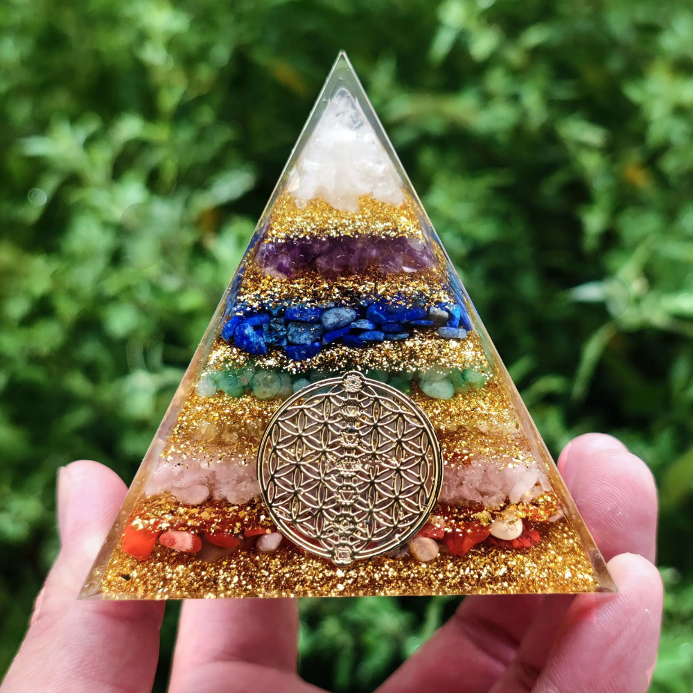 7 Chakra Orgone Pyramid